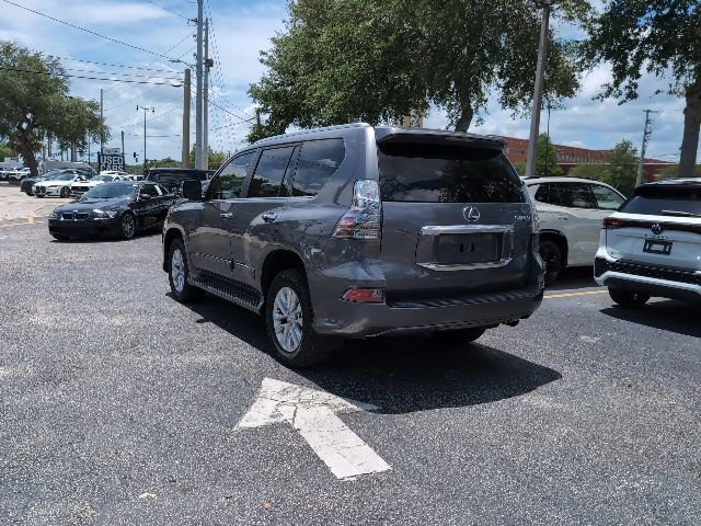 Used 2015 Lexus GX 460 w/ Premium Package AWD/4WD image 4