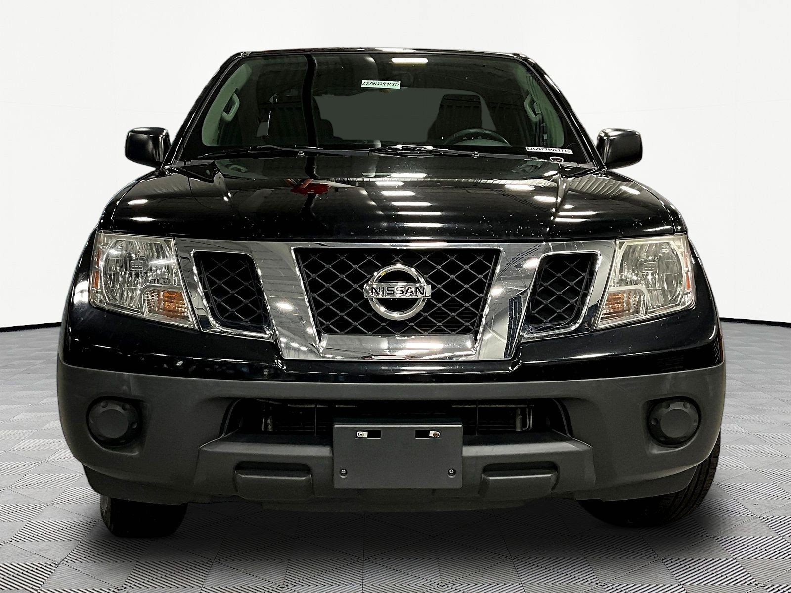 Used 2016 Nissan Frontier S RWD image 2