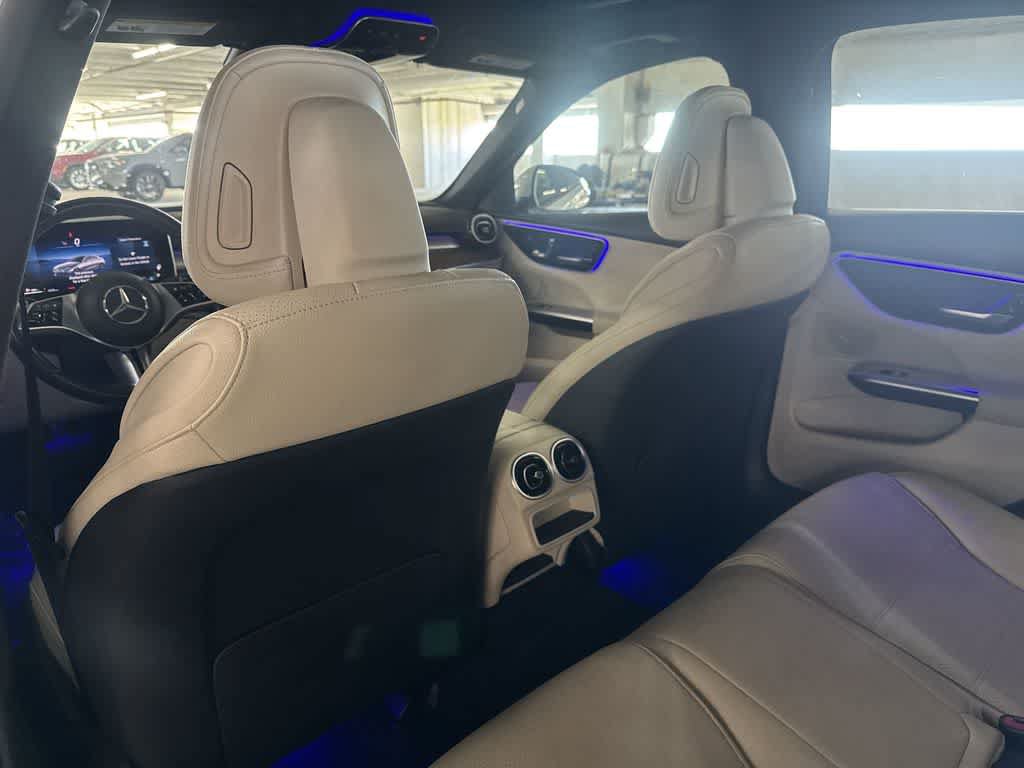 Used 2025 Mercedes-Benz C 300 Sedan image 22