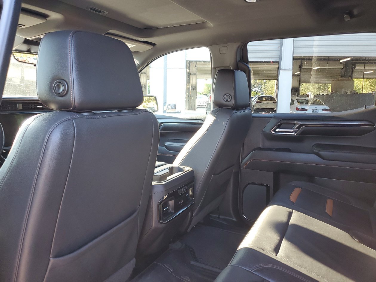 Used 2023 GMC Sierra 1500 AT4 w/ AT4 Premium Package AWD/4WD image 10