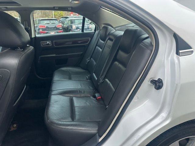 Used 2009 Lincoln MKZ AWD image 14