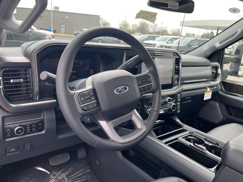 New 2026 Ford F350 Lariat w/ Black Appearance Package AWD/4WD image 9