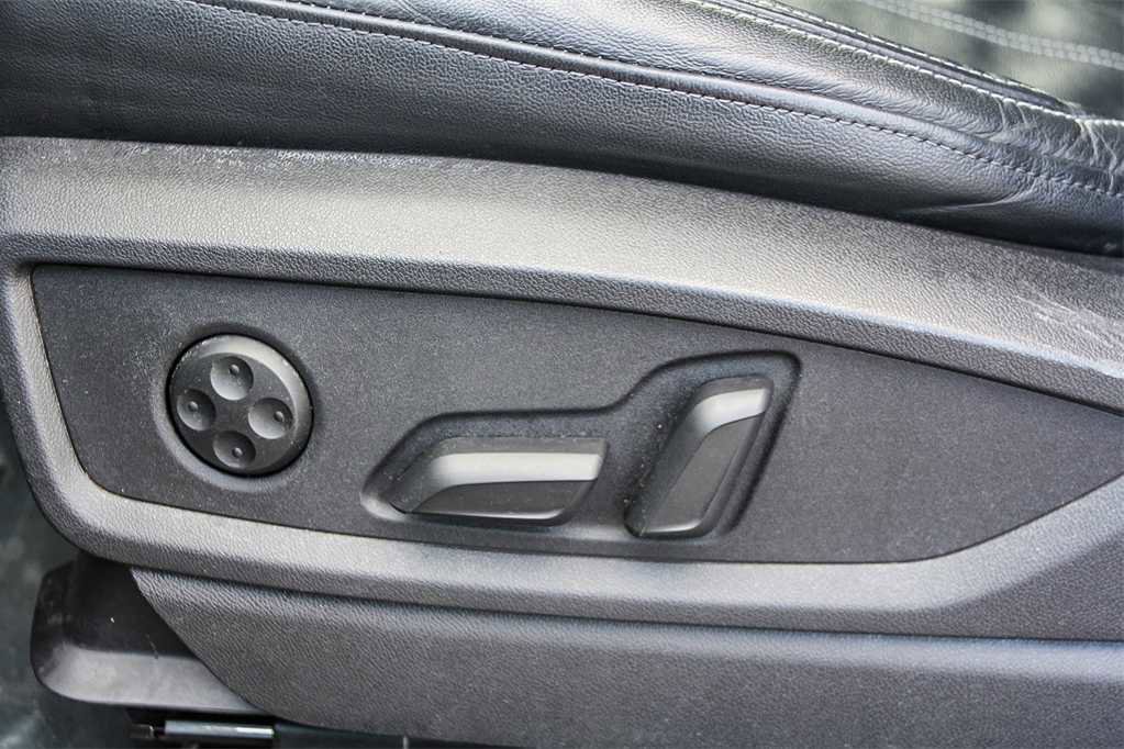 Used 2023 Audi Q5 2.0T Premium w/ Convenience Package image 21