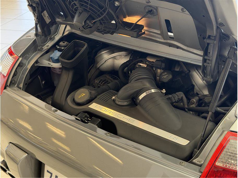 Used 2005 Porsche 911 Carrera S image 28