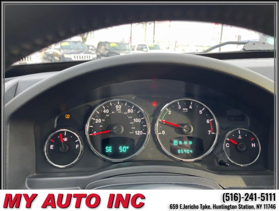 Used 2012 Jeep Liberty Sport image 18