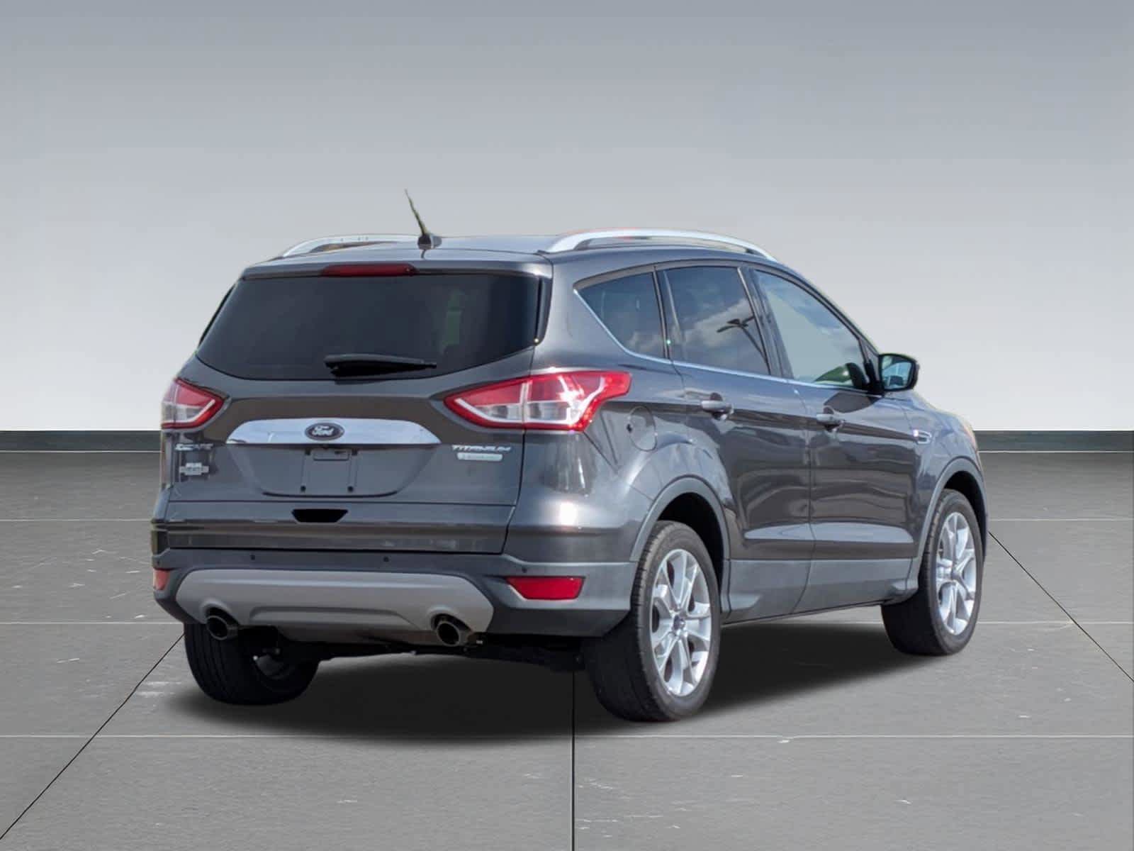 Used 2016 Ford Escape Titanium w/ Equipment Group 301A FWD image 5