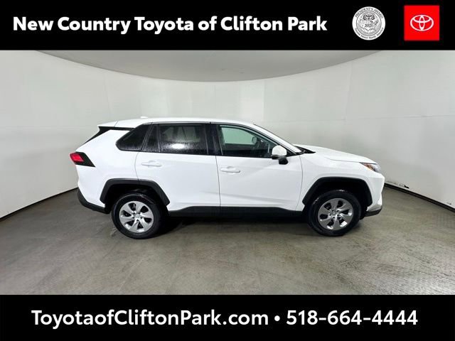 Used 2023 Toyota RAV4 LE image 2