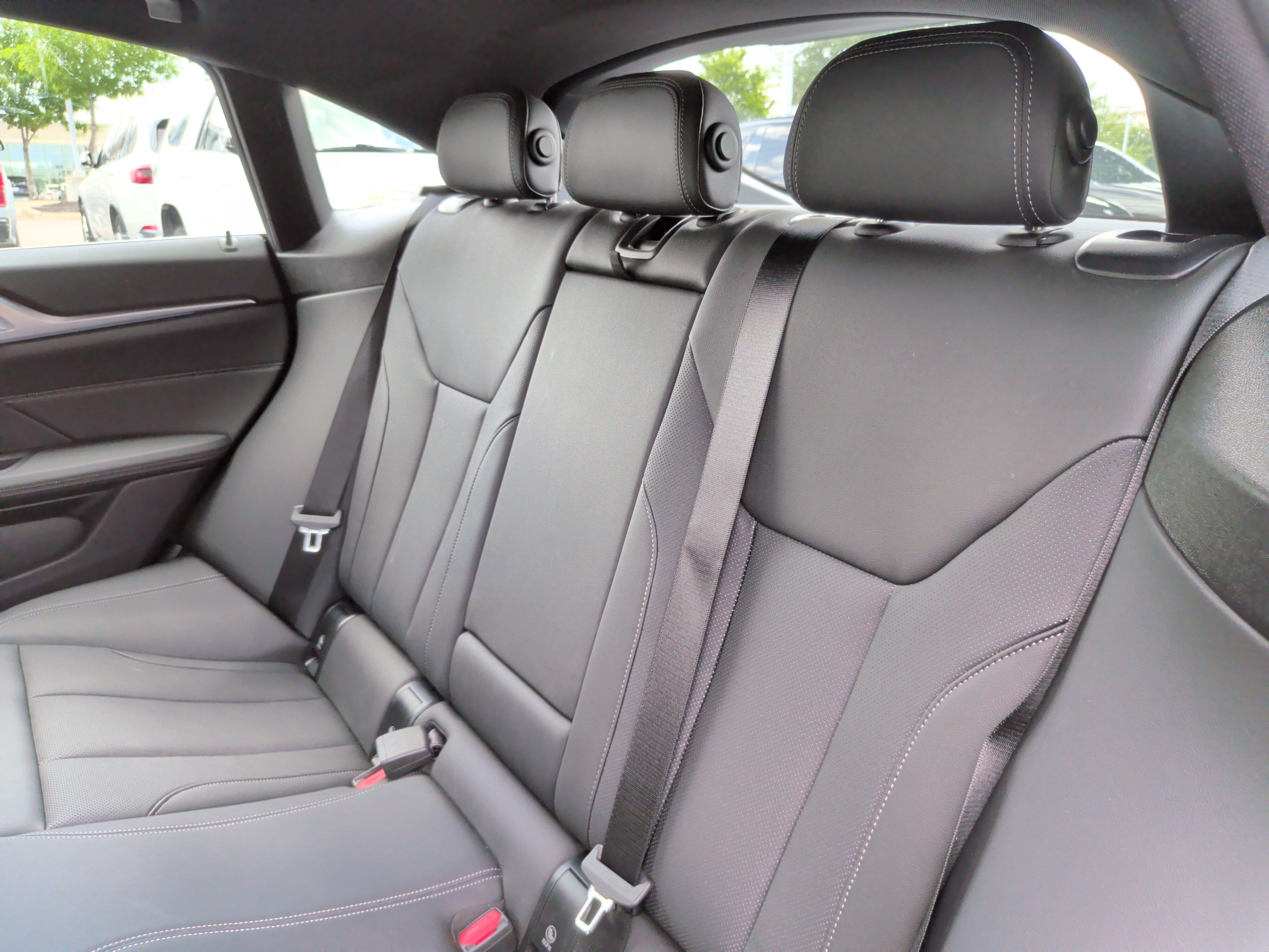 Certified 2024 BMW i4 eDrive35 w/ Convenience Package RWD image 37