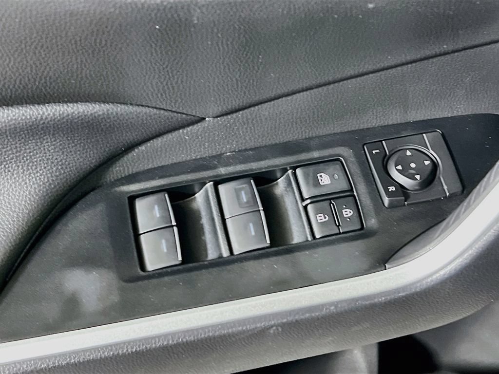 Certified 2025 Toyota RAV4 XLE AWD/4WD image 16