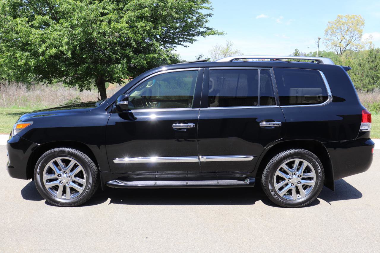 Used 2014 Lexus LX 570 4WD image 9