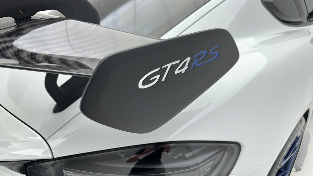 Used 2025 Porsche 718 Cayman GT4 RS w/ Weissach Package RWD image 6