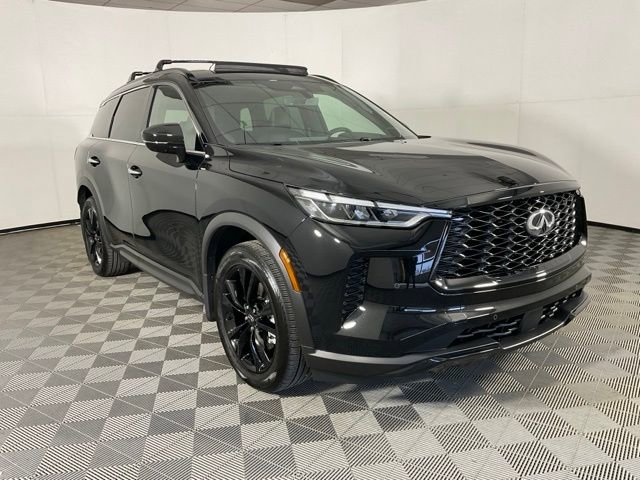 Used 2025 INFINITI QX60 Luxe w/ Black Edition image 3