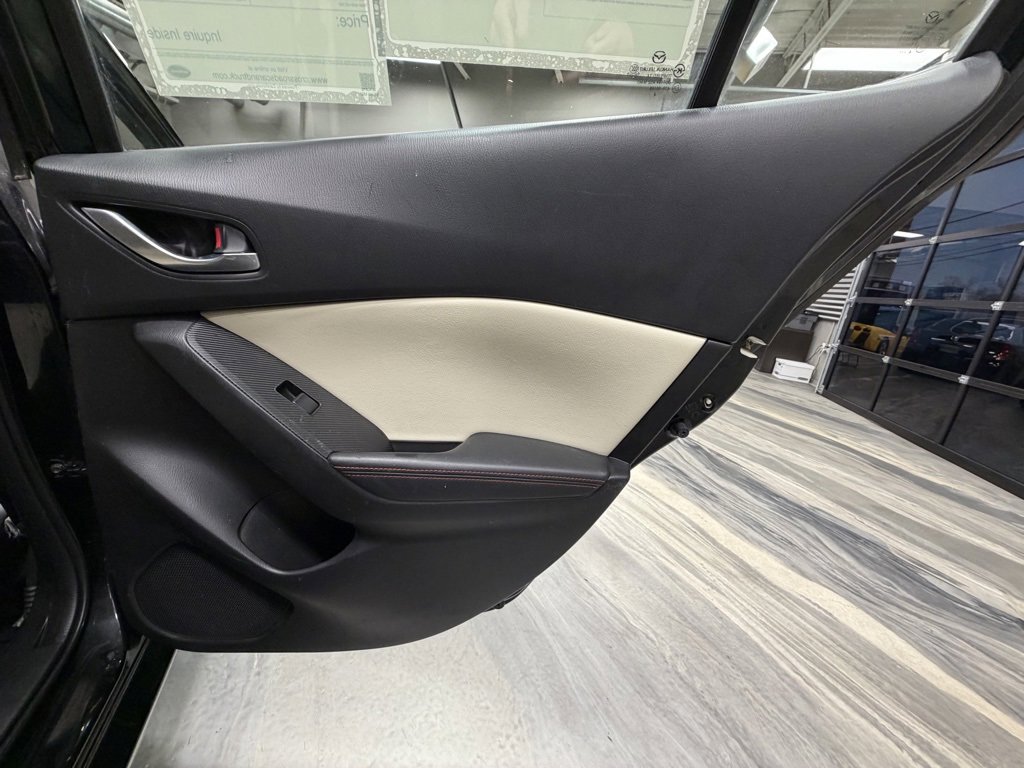 Used 2015 MAZDA MAZDA3 s Grand Touring image 45
