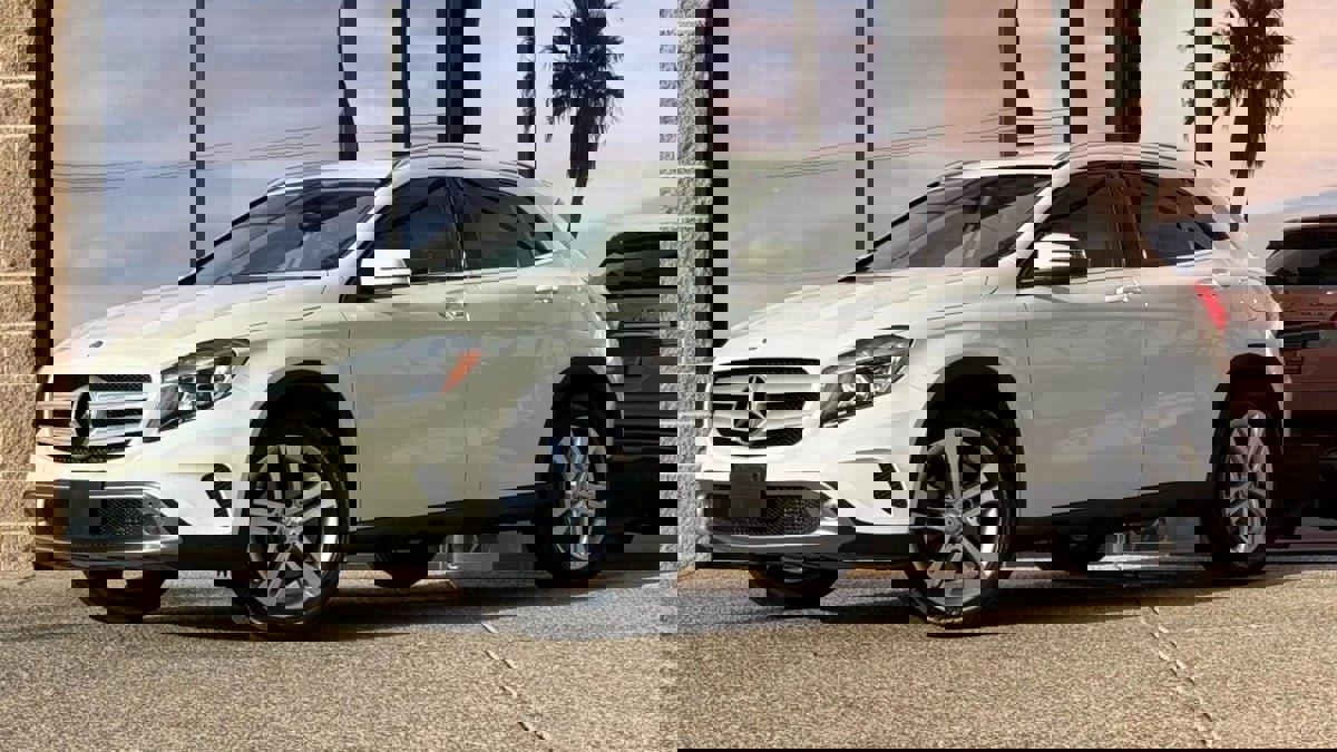 Used 2015 Mercedes-Benz GLA 250 4MATIC image 4