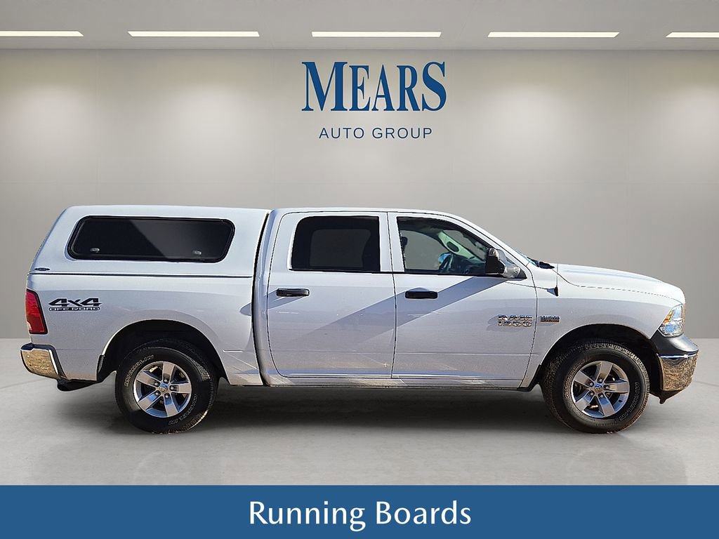 Used 2014 RAM 1500 4x4 Crew Cab w/ Exterior Appearance Group image 7