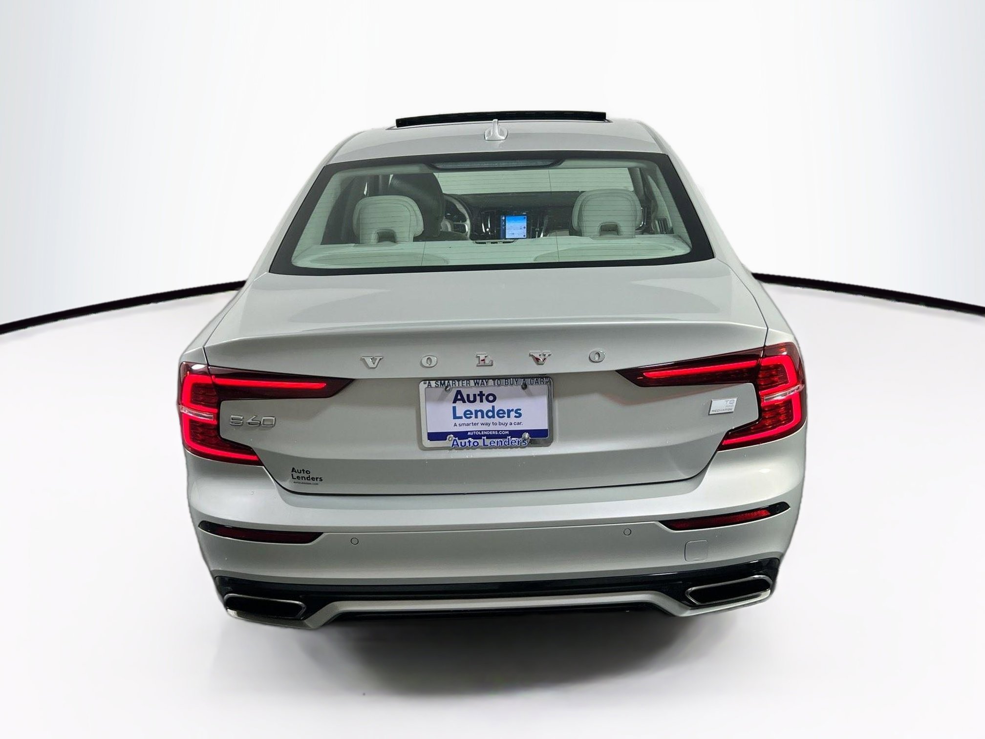 Used 2022 Volvo S60 T8 R-Design Expression w/ Premium Package AWD/4WD image 6