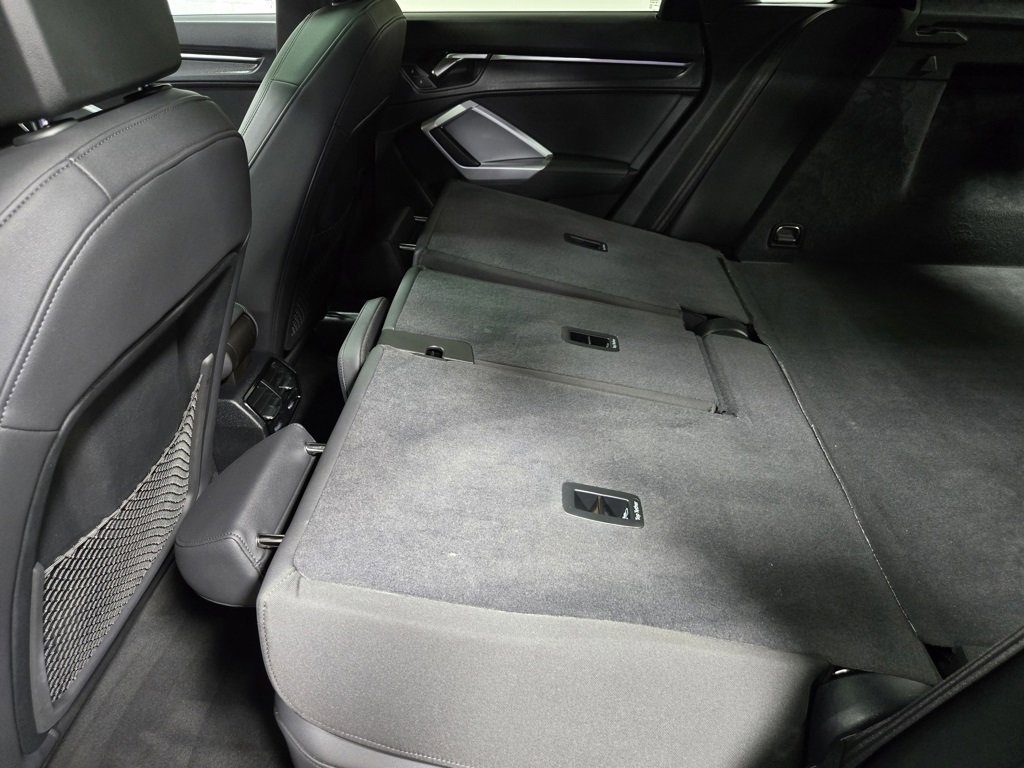 Used 2024 Audi Q3 2.0T Premium image 38