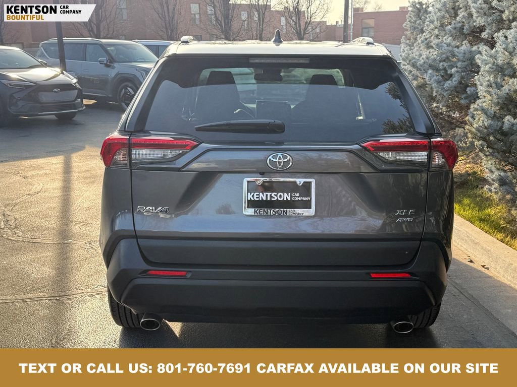 Used 2025 Toyota RAV4 XLE image 7