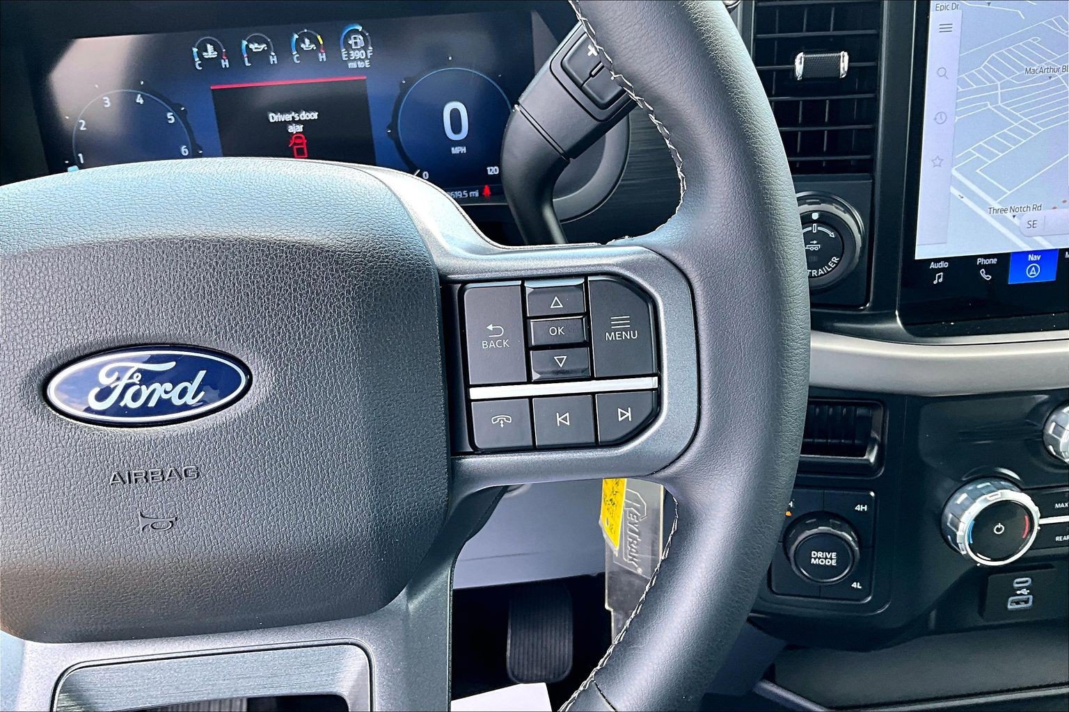 Used 2024 Ford F150 XLT AWD/4WD image 13