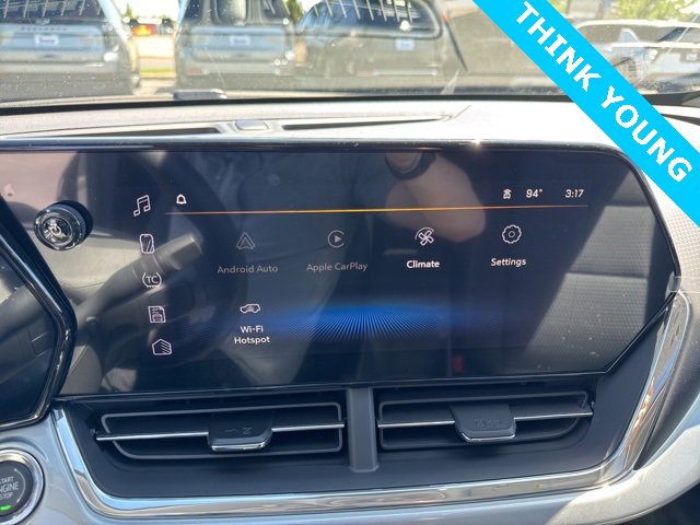 New 2025 Chevrolet Trax LT w/ Sunroof Package image 21