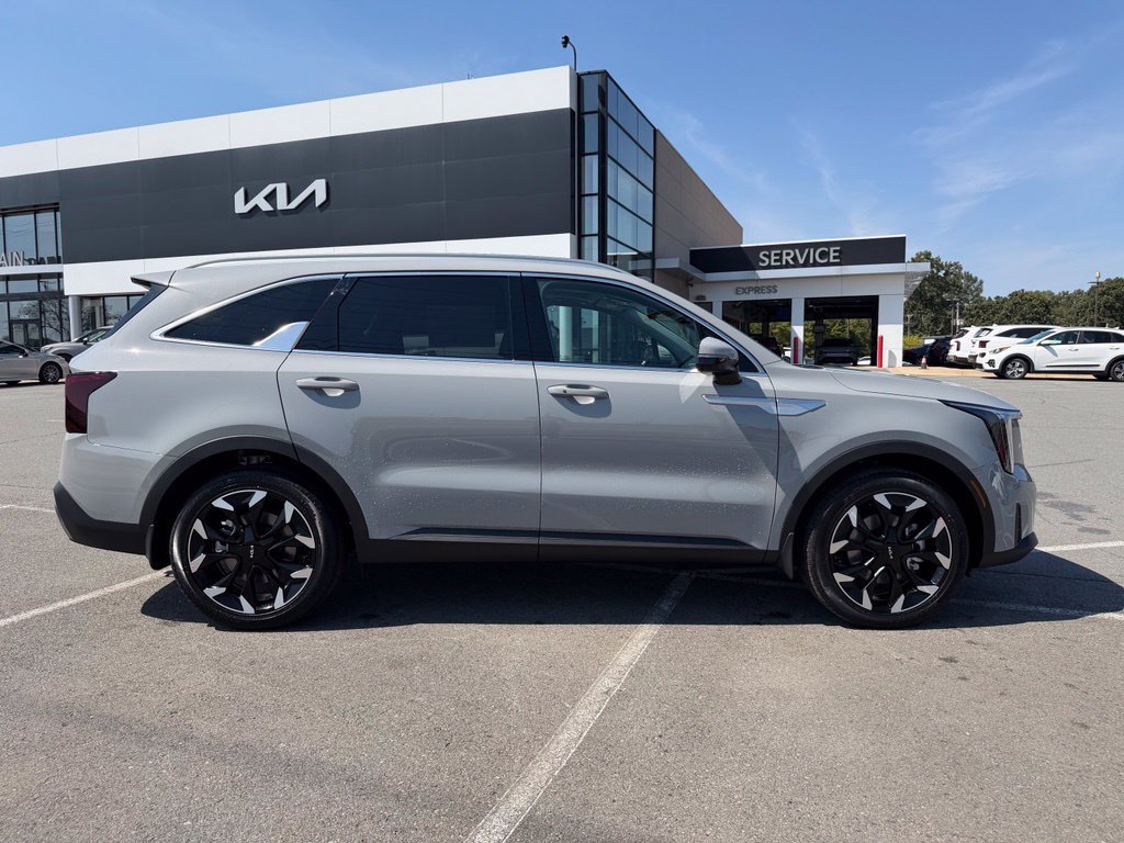 New 2026 Kia Sorento EX FWD image 8
