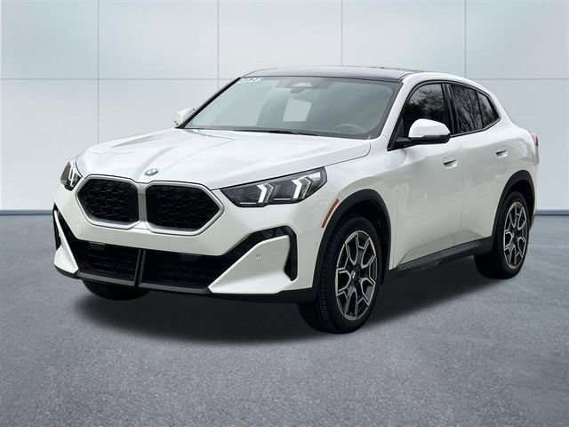 Used 2026 BMW X2 xDrive28i image 9