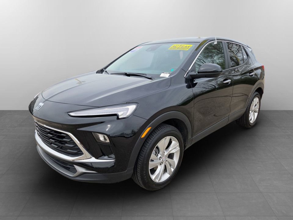 Used 2025 Buick Encore GX Preferred AWD/4WD image 12