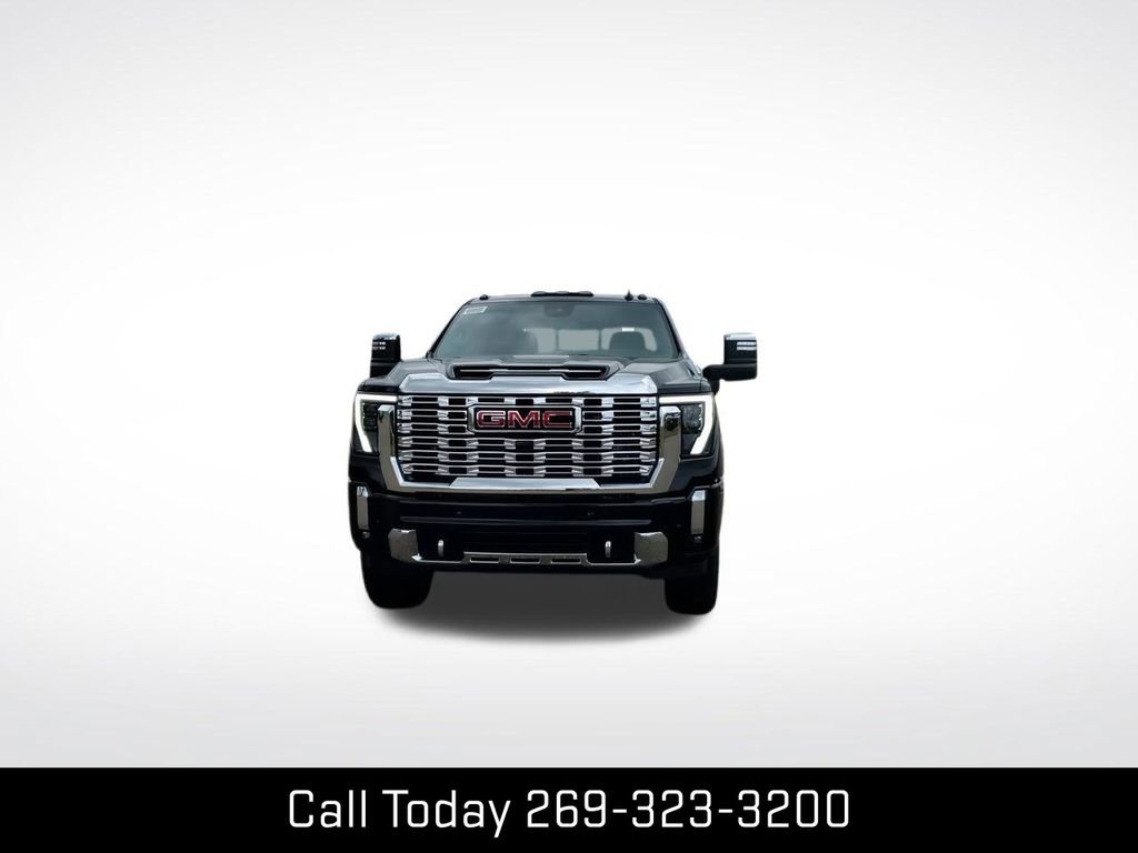 New 2025 GMC Sierra 2500 Denali w/ Denali Reserve Package image 4