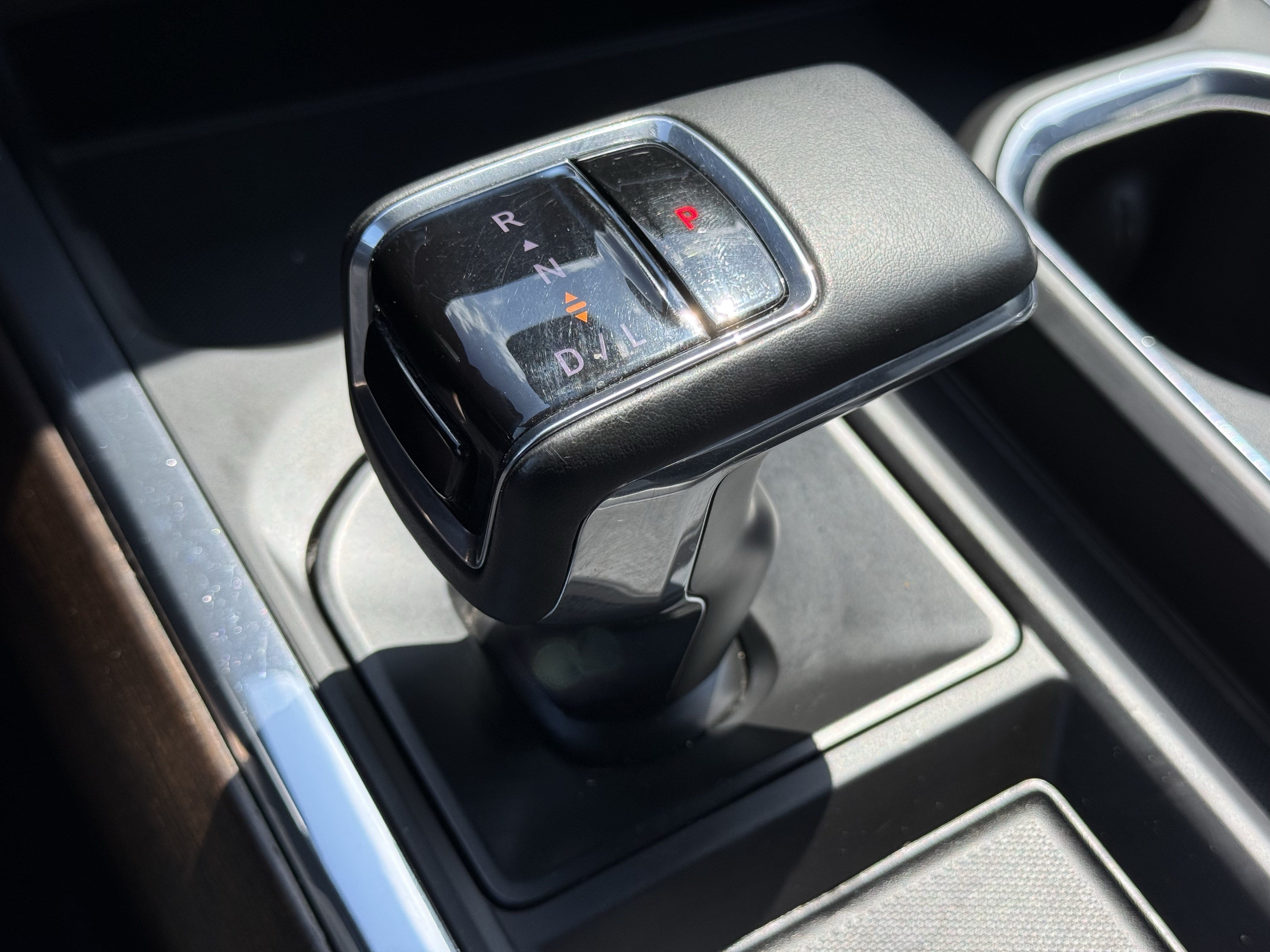 Used 2023 Chevrolet Silverado 1500 High Country w/ High Country Premium Package AWD/4WD image 27