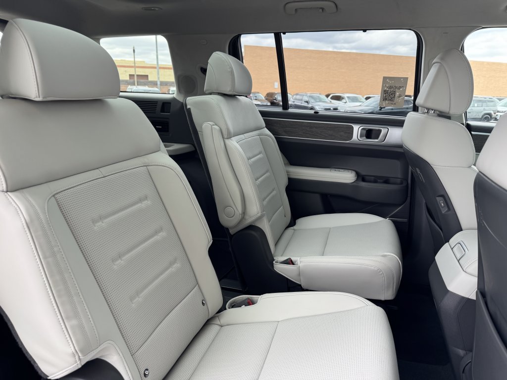 Used 2024 Hyundai Santa Fe Calligraphy FWD image 42