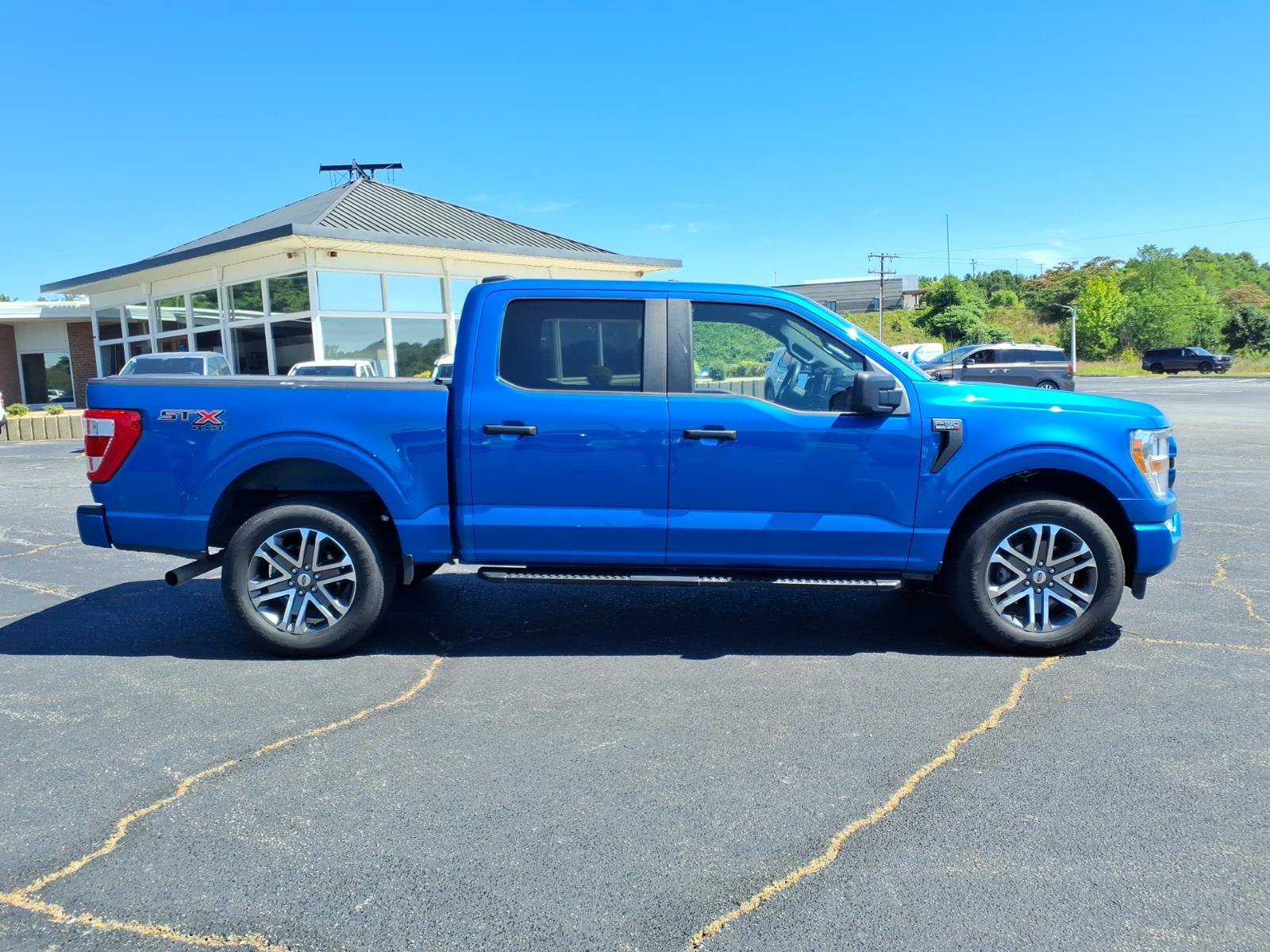 Certified 2021 Ford F150 XL w/ STX Appearance Package AWD/4WD image 10