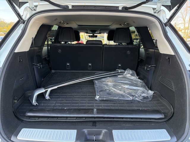 Used 2024 INFINITI QX60 Sensory w/ Vision Package image 7