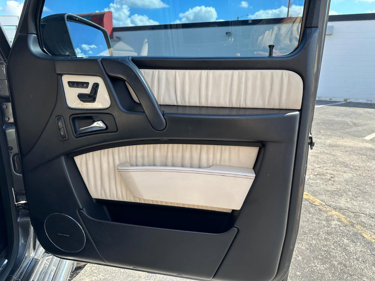 Used 2015 Mercedes-Benz G 550 image 18
