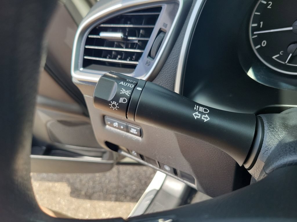 Used 2020 Nissan Murano S w/ Technology Package AWD/4WD image 15