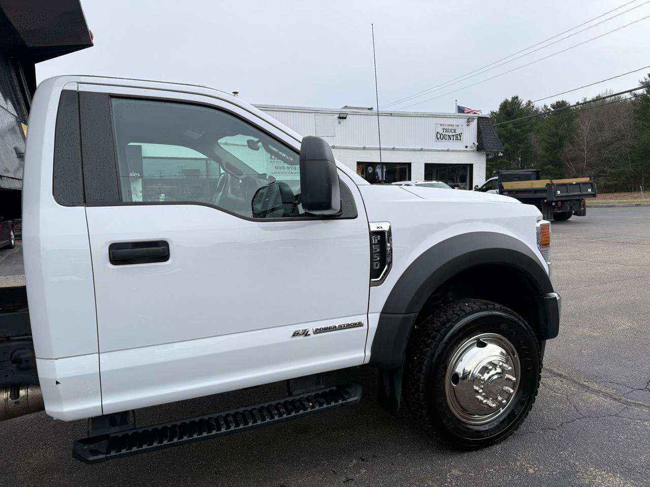 Used 2021 Ford F550 4x4 Regular Cab Super Duty w/ Power Equipment Group image 16