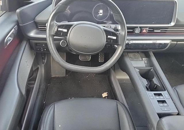 Used 2024 Hyundai Ioniq 6 Limited image 3