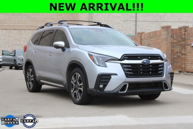 Used 2023 Subaru Ascent Touring image 1