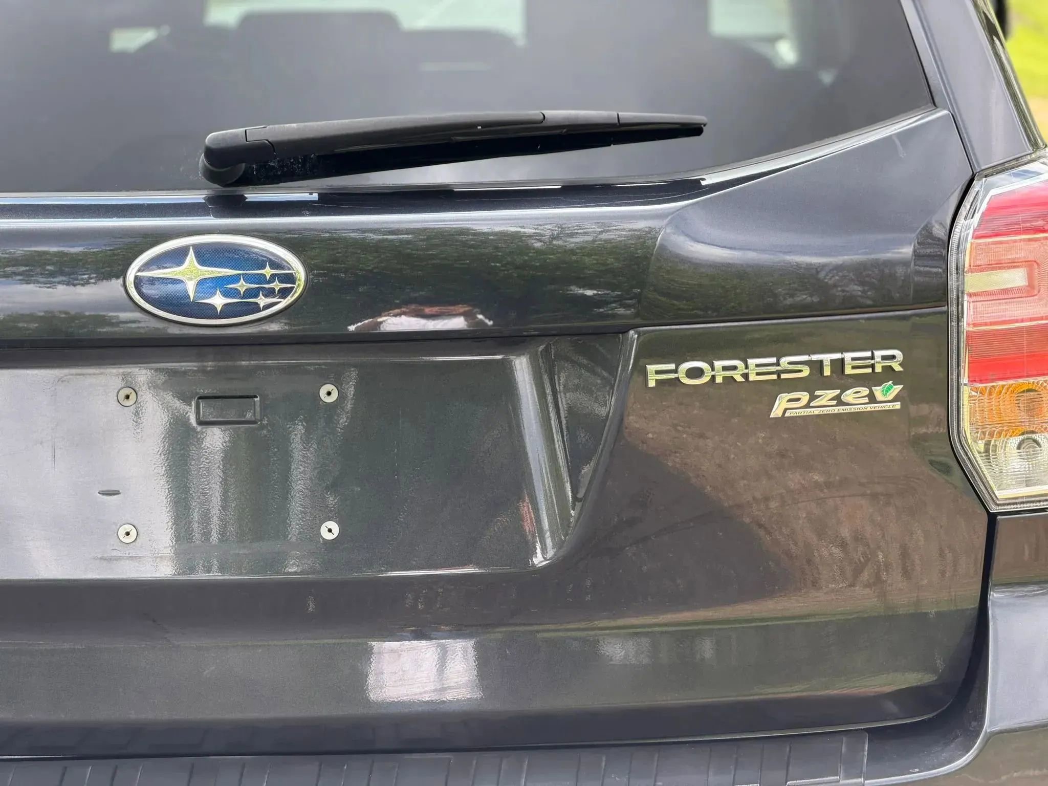 Used 2017 Subaru Forester 2.5i Touring AWD/4WD image 13