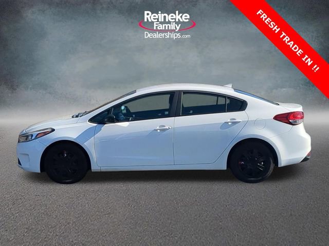 Used 2017 Kia Forte LX image 9