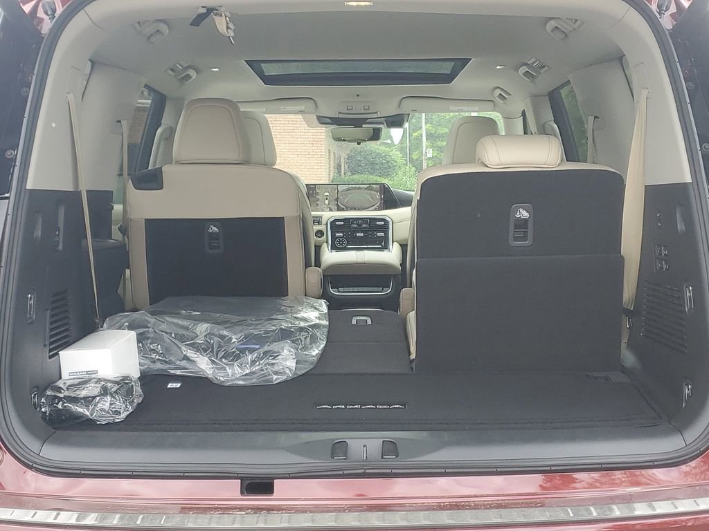 New 2025 Nissan Armada Platinum Reserve image 8