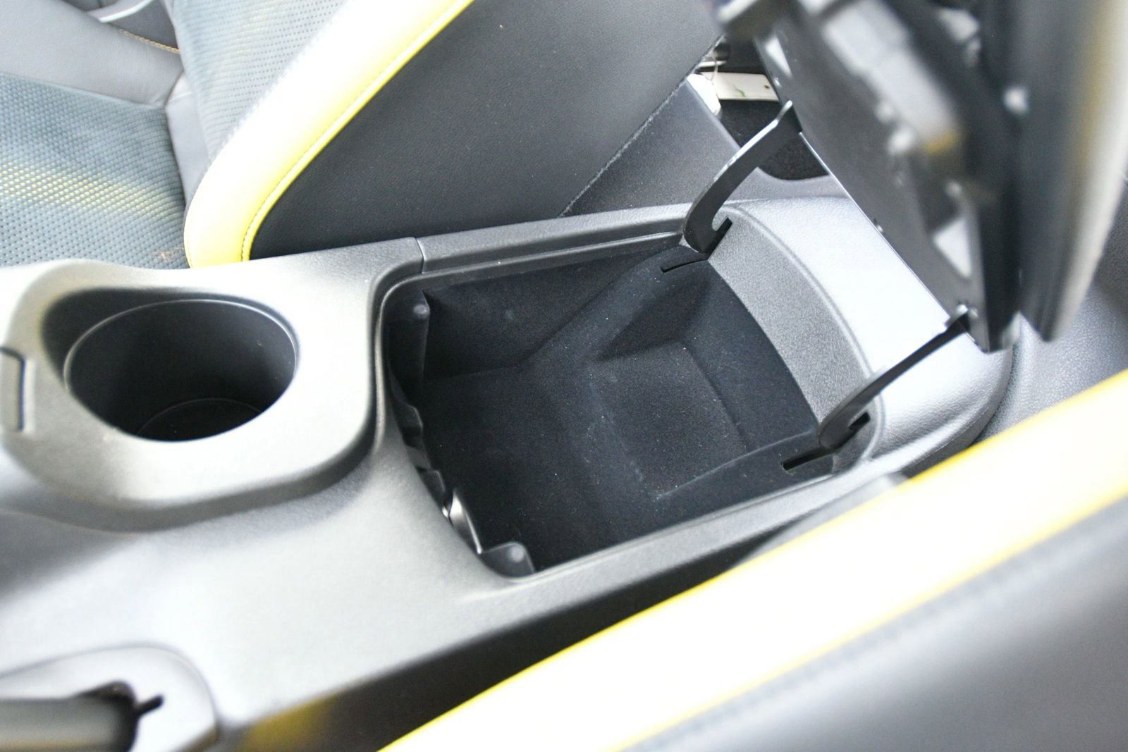 Used 2023 Nissan Z w/ Floor Mat Package (L93) image 30