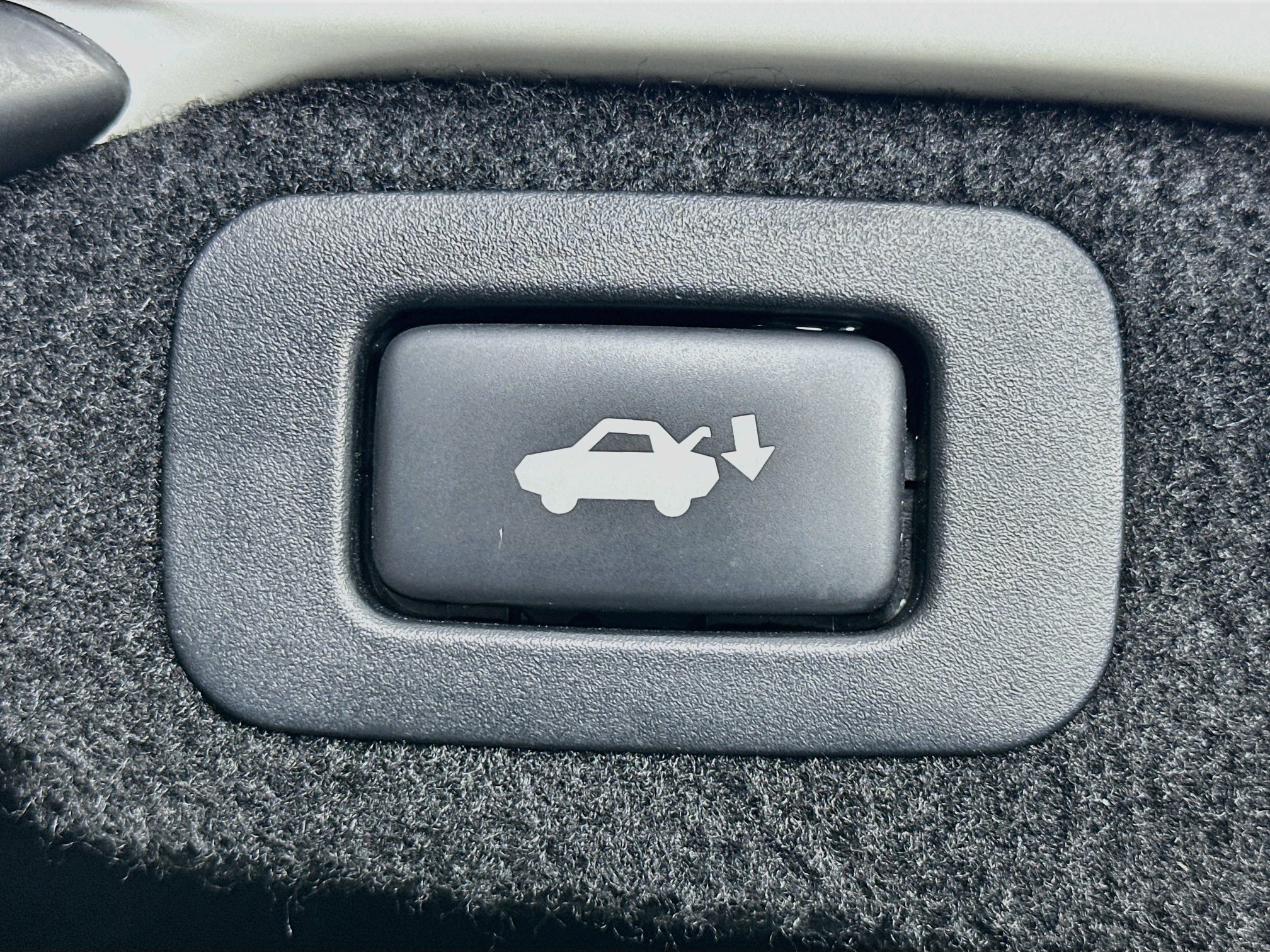 Used 2014 Lexus LS 460 w/ Comfort Package RWD image 30