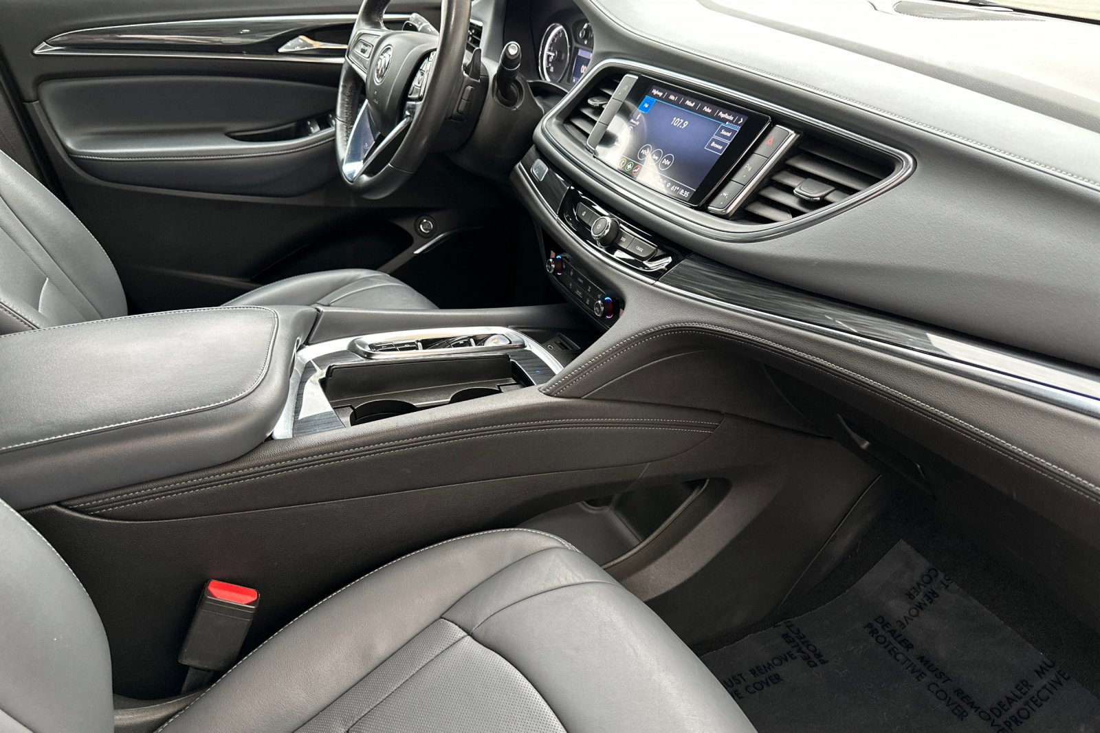 Certified 2024 Buick Enclave Essence FWD image 18