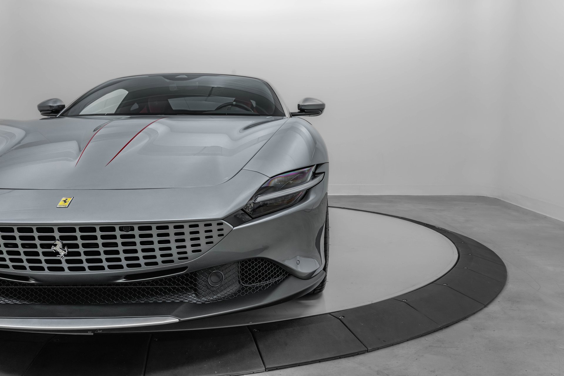 Certified 2024 Ferrari Roma Base image 47