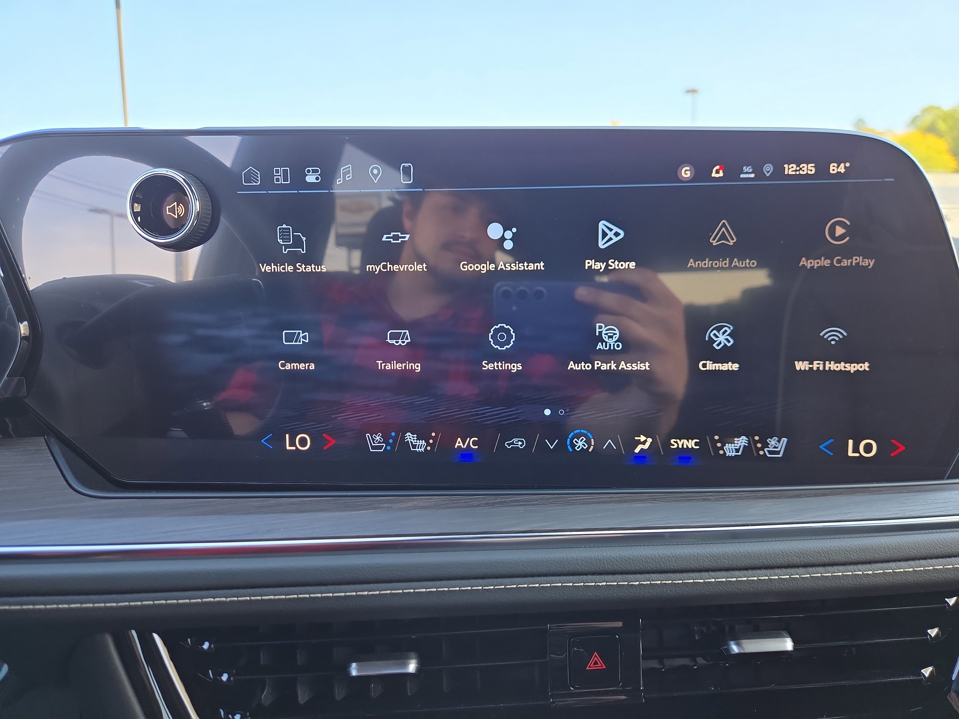 New 2026 Chevrolet Suburban Premier w/ Sun And Tow Package image 26