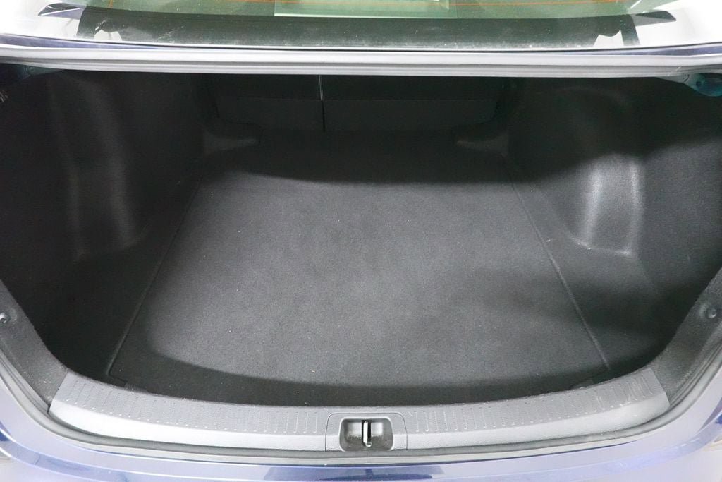 Used 2023 Toyota Corolla SE FWD image 14