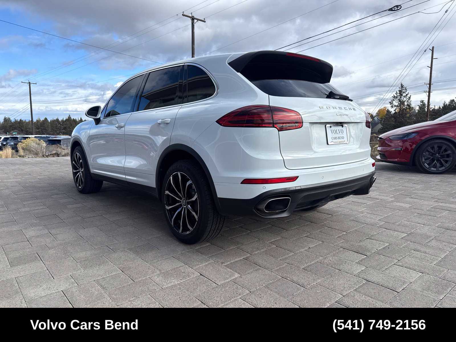 Used 2016 Porsche Cayenne AWD/4WD image 5