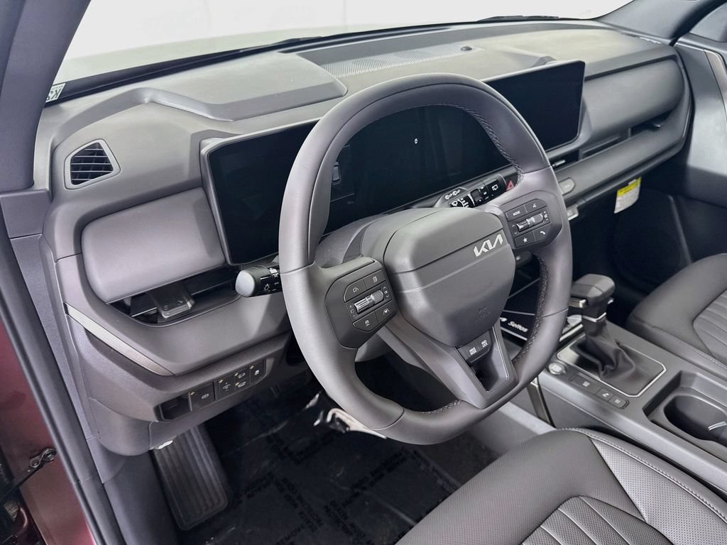 New 2027 Kia Seltos X-Line S w/ X-Line S Premium Package AWD/4WD image 9