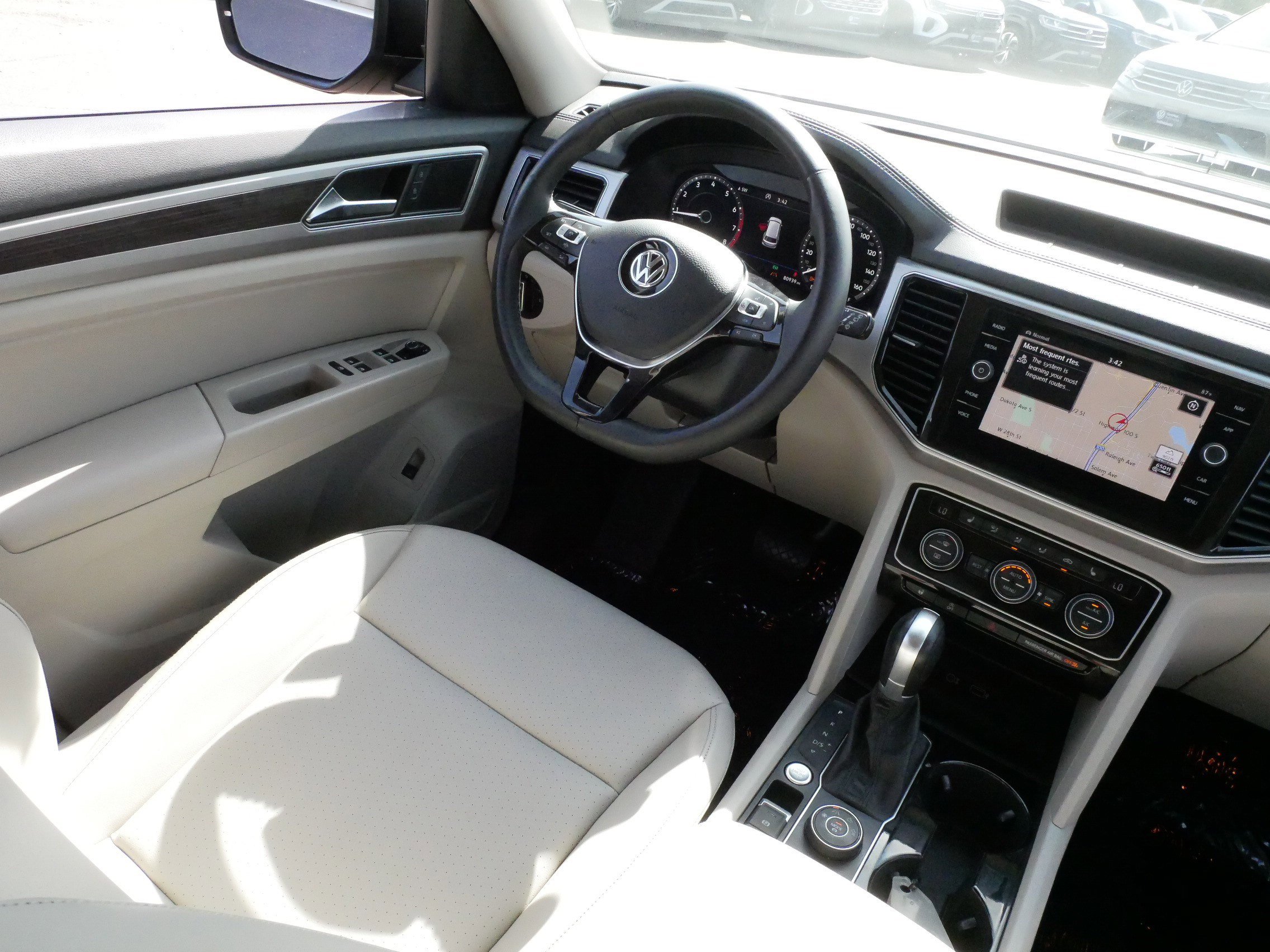Used 2019 Volkswagen Atlas SEL AWD/4WD image 9