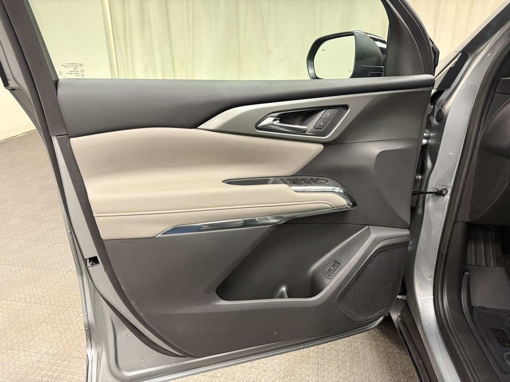 New 2026 Chevrolet Traverse LT w/ Sun and Wheel Package image 26